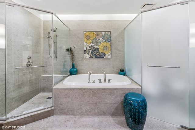 401 N Wabash Avenue 54E, Chicago, IL 60611