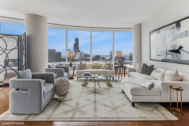 401 N Wabash Avenue 54E, Chicago, IL 60611