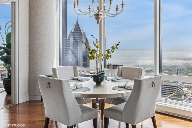 401 N Wabash Avenue 54E, Chicago, IL 60611