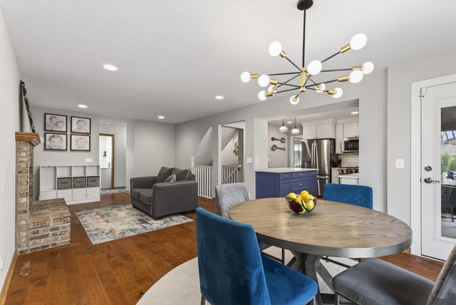1289 Castle Court, Golden Valley, MN 55427