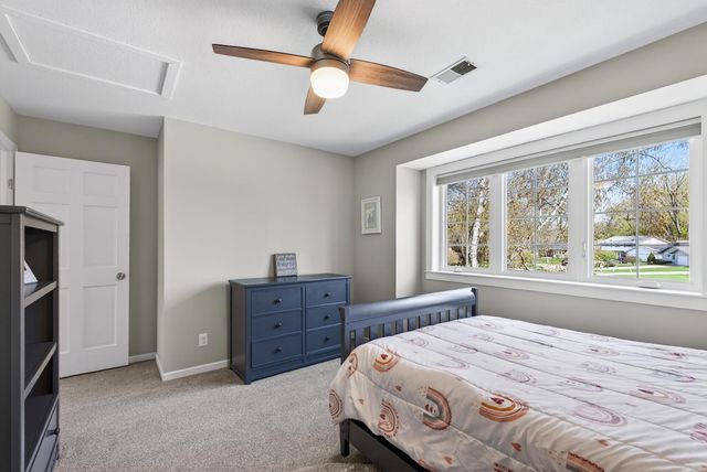 1289 Castle Court, Golden Valley, MN 55427