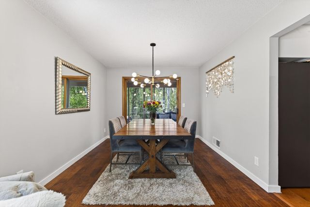 1289 Castle Court, Golden Valley, MN 55427