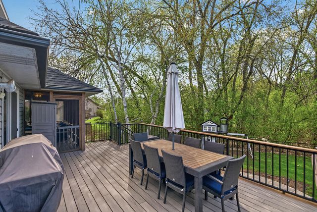 1289 Castle Court, Golden Valley, MN 55427