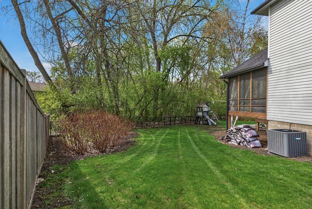 1289 Castle Court, Golden Valley, MN 55427