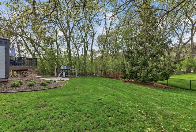 1289 Castle Court, Golden Valley, MN 55427