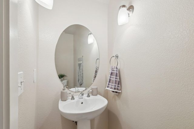 1511 Jefferson St Unit TH11, Oakland, CA 94612