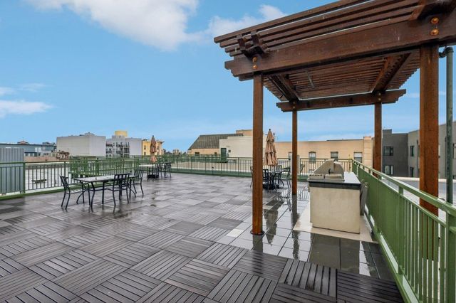 1511 Jefferson St Unit TH11, Oakland, CA 94612