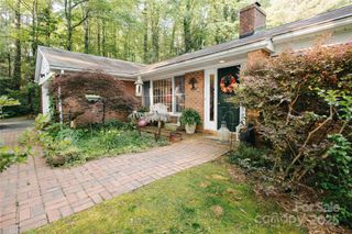 100 Wolf Shoals Drive, Hendersonville, NC 28739