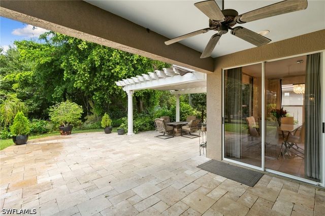 6561 Autumn Woods BLVD, Naples, FL 34109