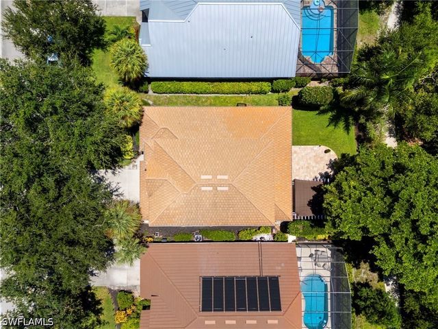6561 Autumn Woods BLVD, Naples, FL 34109