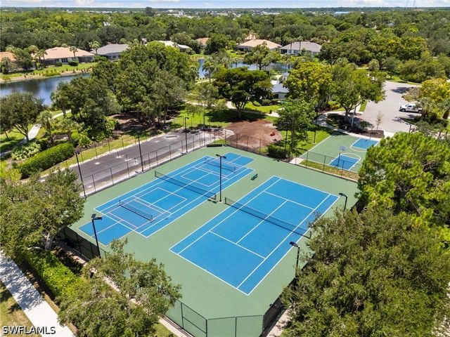 6561 Autumn Woods BLVD, Naples, FL 34109