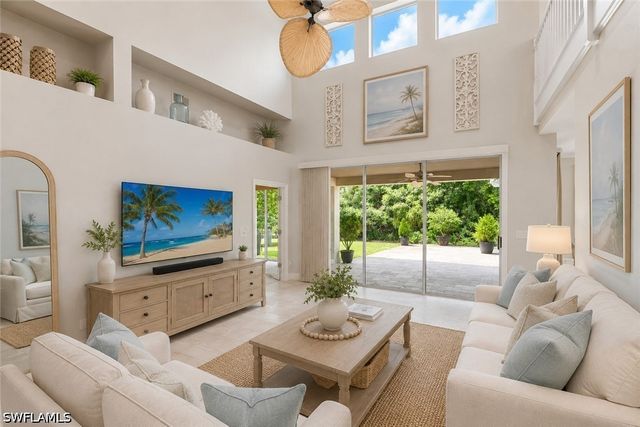 6561 Autumn Woods BLVD, Naples, FL 34109