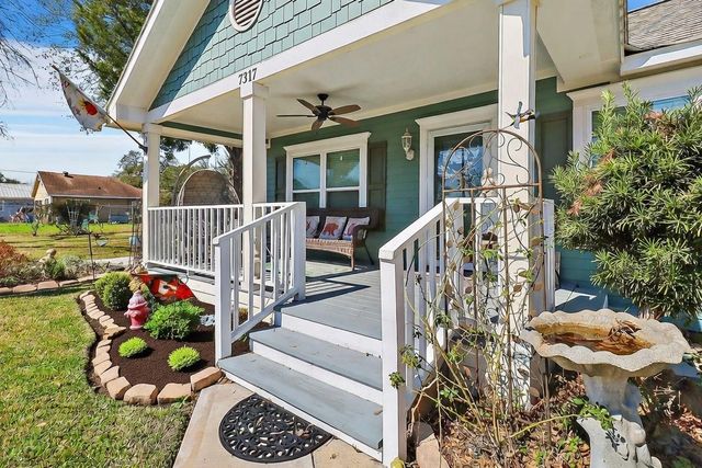 7317 Longview Street, Houston, TX 77020