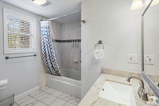 7317 Longview Street, Houston, TX 77020