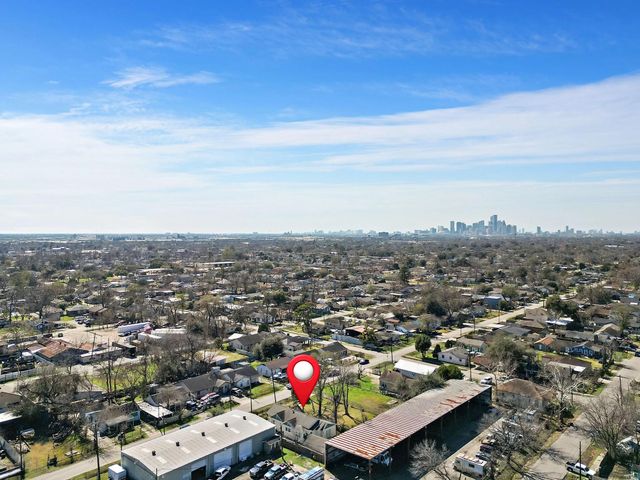 7317 Longview Street, Houston, TX 77020
