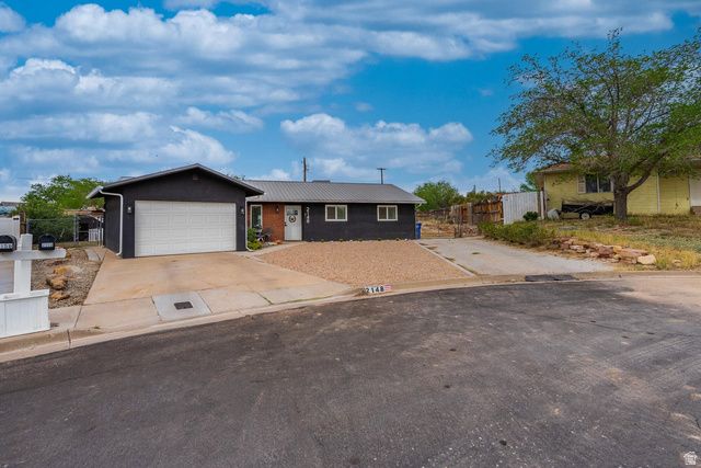 2148 E 660 NORTH CIR, St. George, UT 84790