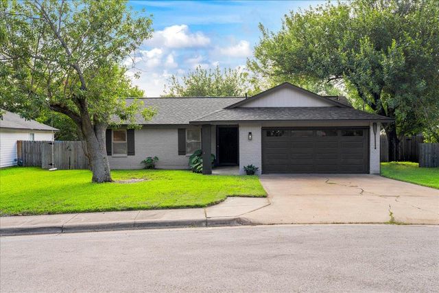 2111 Elder PL, Round Rock, TX 78664