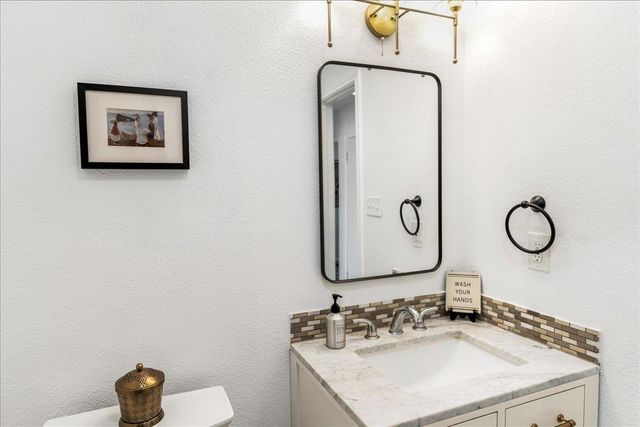 2111 Elder PL, Round Rock, TX 78664