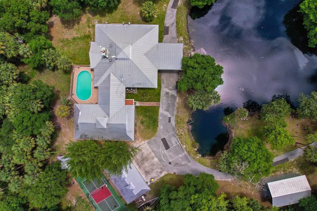 7003 SW Wisteria Terrace, Palm City, FL 34990