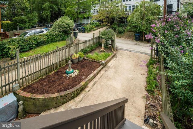 2030 PIERCE MILL RD NW, Washington, DC 20010