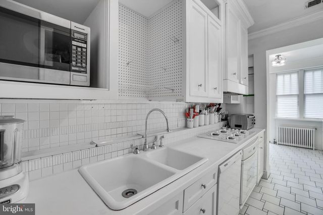 2030 PIERCE MILL RD NW, Washington, DC 20010