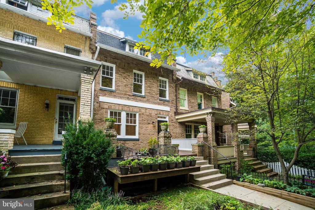 2030 PIERCE MILL RD NW, Washington, DC 20010