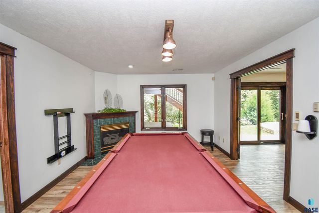 4800 S Caraway Cir Circle, Sioux Falls, SD 57108