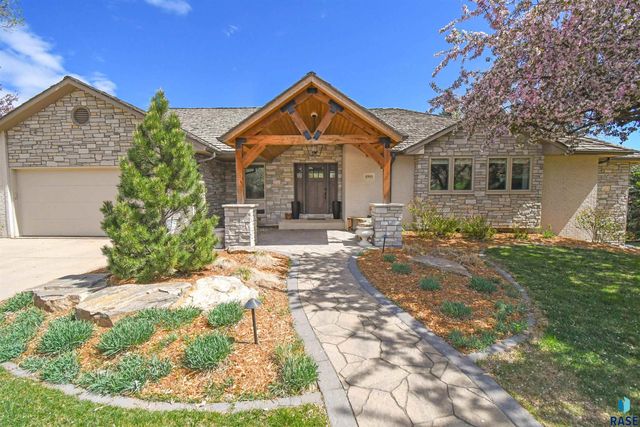 4800 S Caraway Cir Circle, Sioux Falls, SD 57108