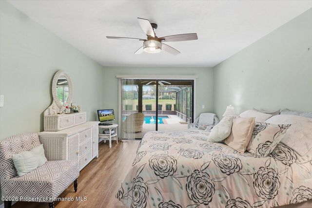 560 E Falconry Court, Hernando, FL 34442