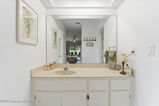 560 E Falconry Court, Hernando, FL 34442