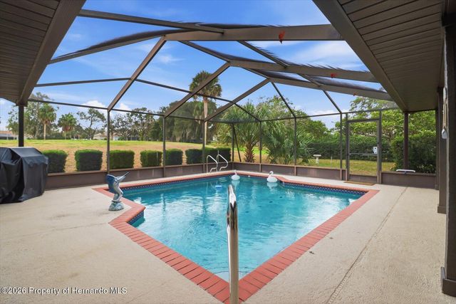 560 E Falconry Court, Hernando, FL 34442