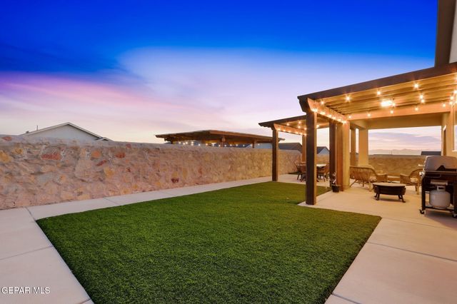 12768 HIDDEN EDGE Drive, Horizon City, TX 79928