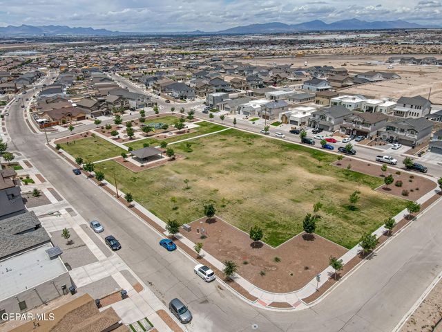 12768 HIDDEN EDGE Drive, Horizon City, TX 79928