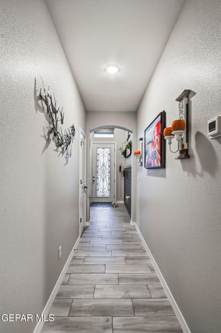 12768 HIDDEN EDGE Drive, Horizon City, TX 79928