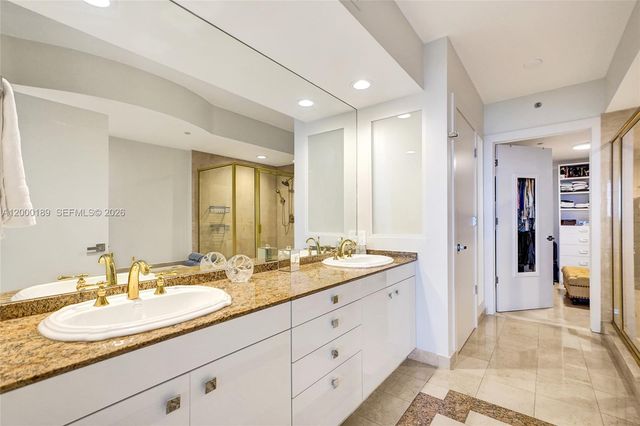 19111 Collins Avenue 2703, Sunny Isles Beach, FL 33160