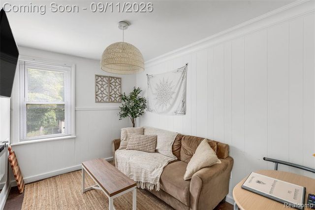 2341 Mcdowell Street, Ferndale, MI 48220