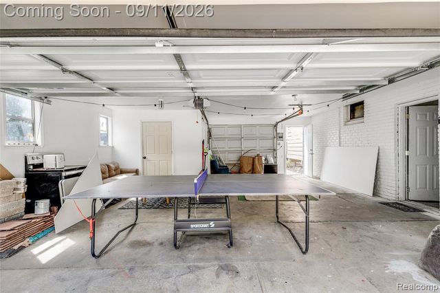 2341 Mcdowell Street, Ferndale, MI 48220