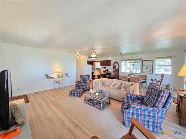 2182 W Bayshore Drive, Palacios, TX 77465