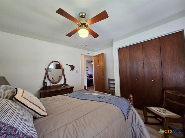 2182 W Bayshore Drive, Palacios, TX 77465