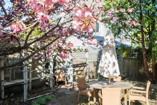 121 Thorndike Street, Brookline, MA 02446