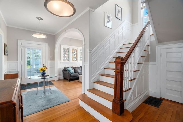 121 Thorndike Street, Brookline, MA 02446