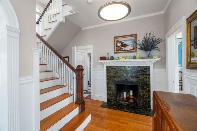 121 Thorndike Street, Brookline, MA 02446