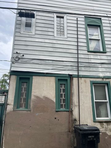 1801 W 51st Street, Chicago, IL 60609