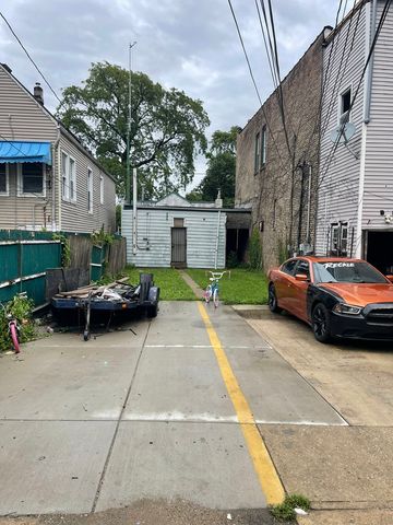1801 W 51st Street, Chicago, IL 60609