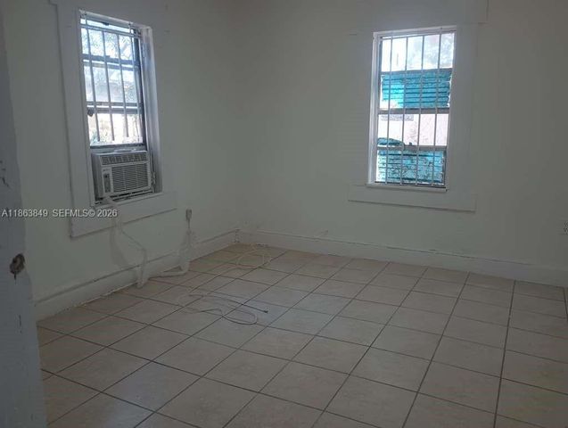 1925 NW 56th St, Miami, FL 33142
