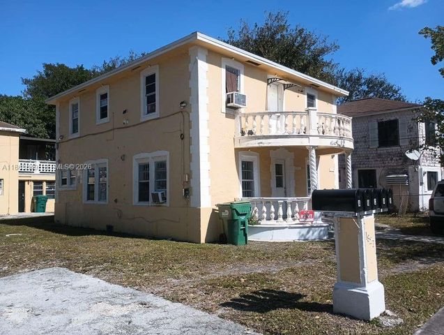 1925 NW 56th St, Miami, FL 33142