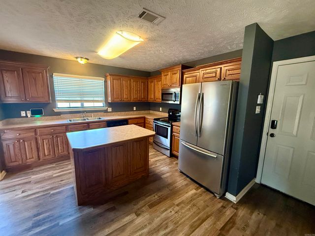 60 Wilhelmina Cv, Conway, AR 72034