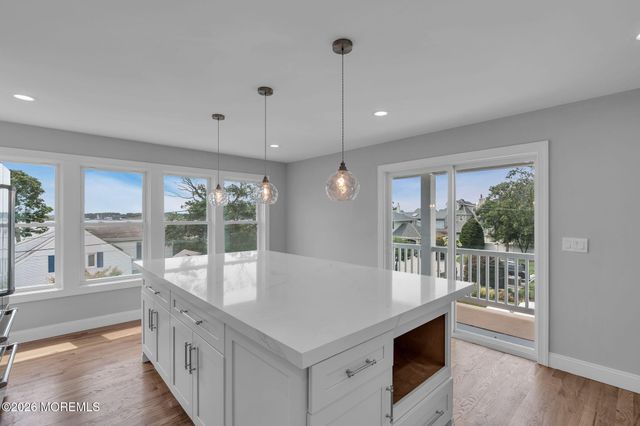 724 Bay Avenue, Brick, NJ 08724
