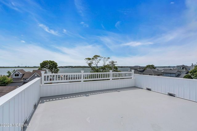 724 Bay Avenue, Brick, NJ 08724