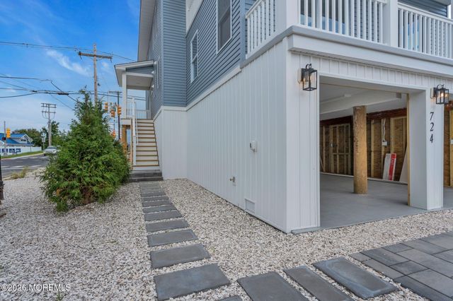 724 Bay Avenue, Brick, NJ 08724